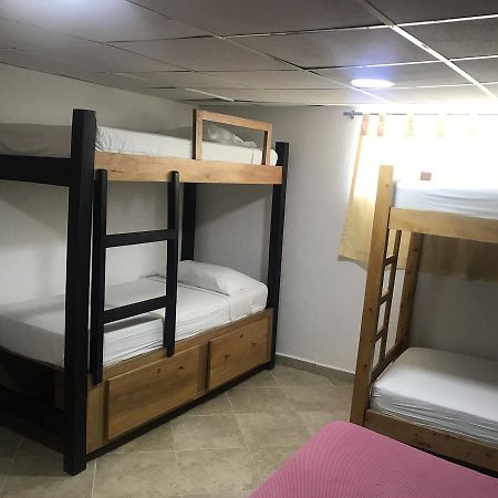 Hostal El Hangar Rionegro Luaran gambar