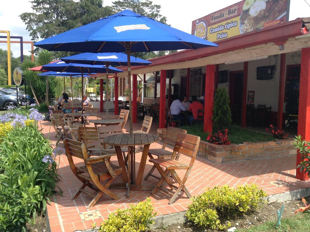 Hostal El Hangar Rionegro Luaran gambar